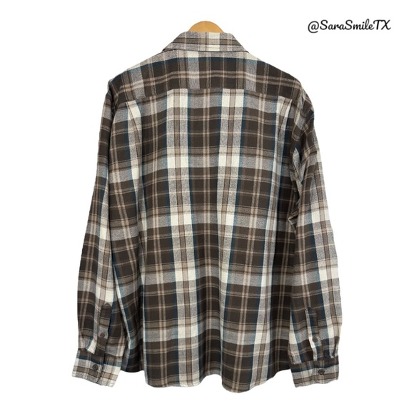 WRANGLER Plaid Long Sleeve Button Down Flannel Shirt - Picture 2 of 10